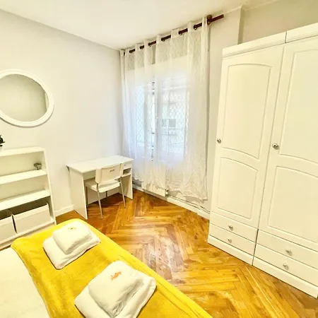 Apartment El Llar De Sofia